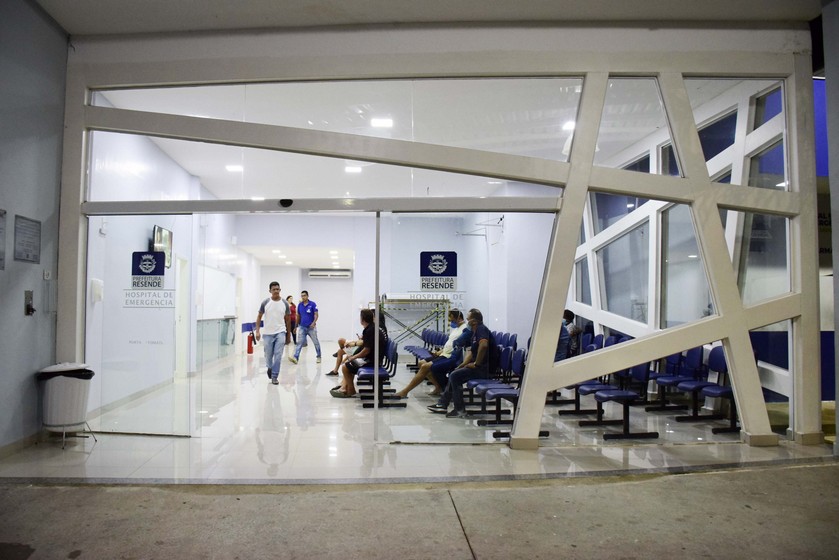 Hospital de emergência de Resende tem pronto-socorro liberado e limita visitações