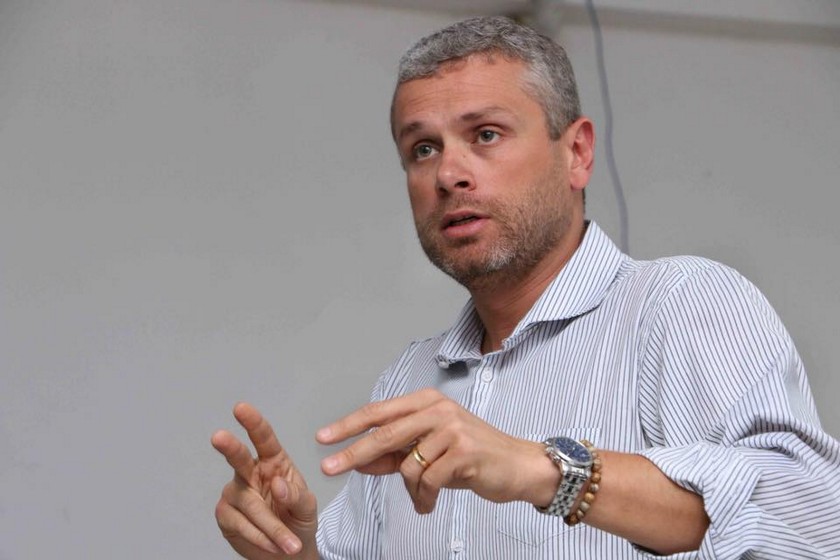Prefeito Rodrigo Drable anuncia novas medidas de controle do Covid 19 em Barra Mansa