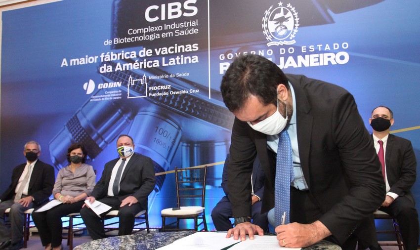 Governo do Estado, Fiocruz e Ministério da Saúde assinam escritura de terreno para fábrica de vacinas no Rio