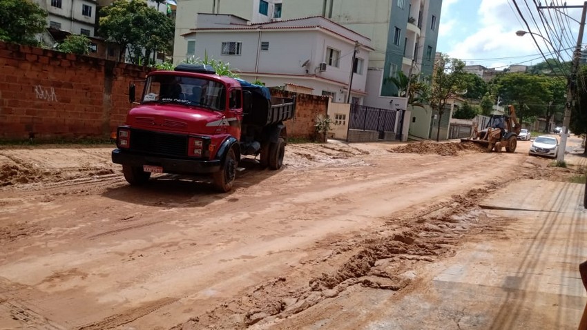 Prefeitura de Volta Redonda trabalha na limpeza da cidade após fortes chuvas