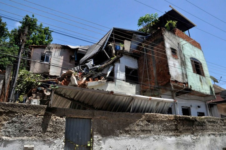 Defesa Civil de Barra Mansa é acionada para atender desabamento de casa na Vista Alegre