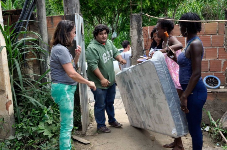 Entrega de colchões e cestas básicas às vítimas das chuvas em Barra Mansa foram finalizadas nesta quarta-feira, dia 22