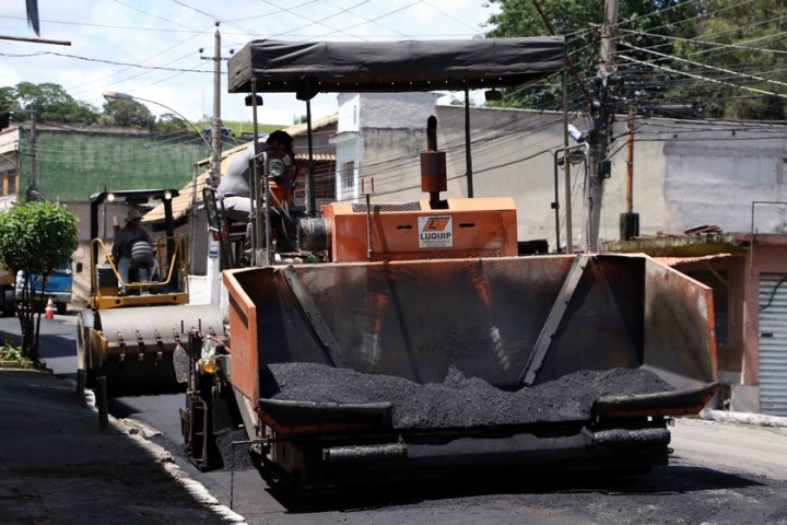 Prefeitura de Barra Mansa anuncia bairros que serão asfaltados
