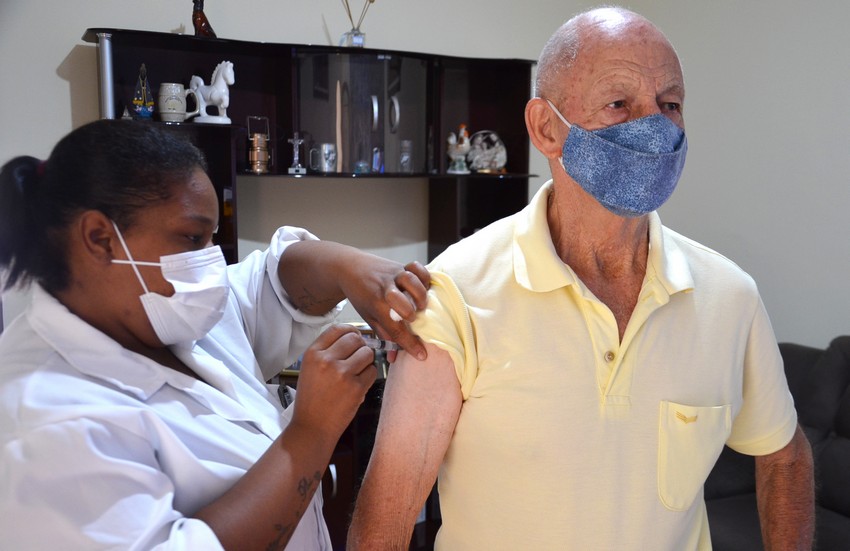 Prefeitura de Resende define planejamento para imunização da população contra gripe influenza