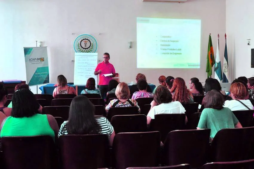 10 04 18 Capacitao Artess Chico de Assis 8 1