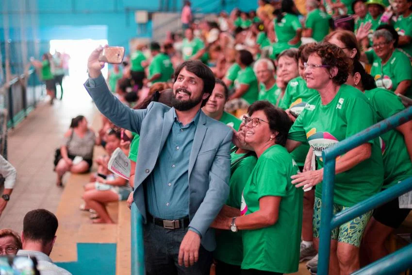 Prefeitura de Volta Redonda realiza Festa do Idoso