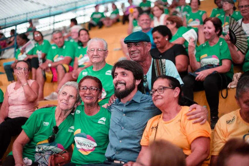 Prefeitura de Volta Redonda realiza Festa do Idoso