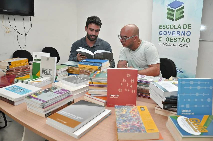 Escola de Governo e Gestão de Volta Redonda