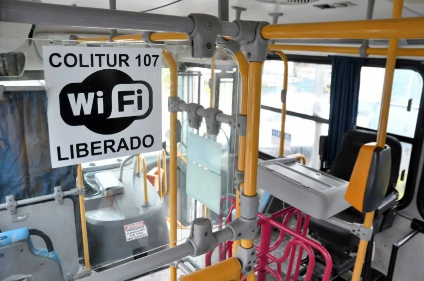 Ônibus de Barra Mansa ganham rede Wi-Fi gratuita para usuários