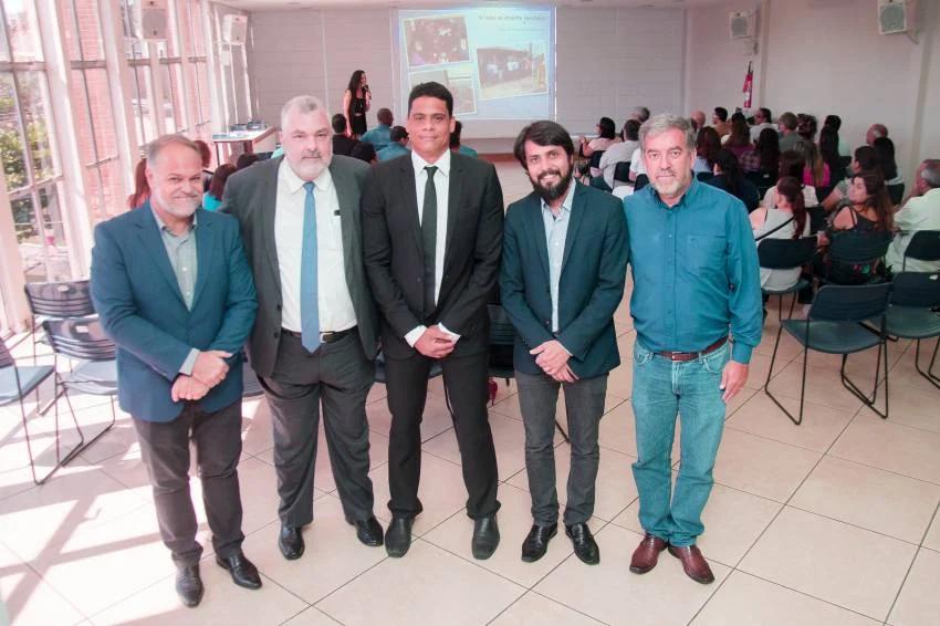 Presidente da Jucerja Luiz Velloso e Prefeito de Volta Redonda Samuca Silva, evento CDL-VR