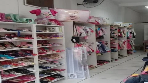 Zaira Carisma Novos e Usados, Brinquedos, Carrinho de bebê, Roupa Infantil – Volta Redonda em Volta Redonda – foto 8