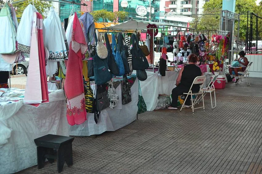 Feira de Artesanato Especial de Natal na Vila
