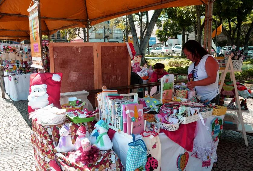Feira de Artesanato Praça Sávio Gama - Volta Redonda