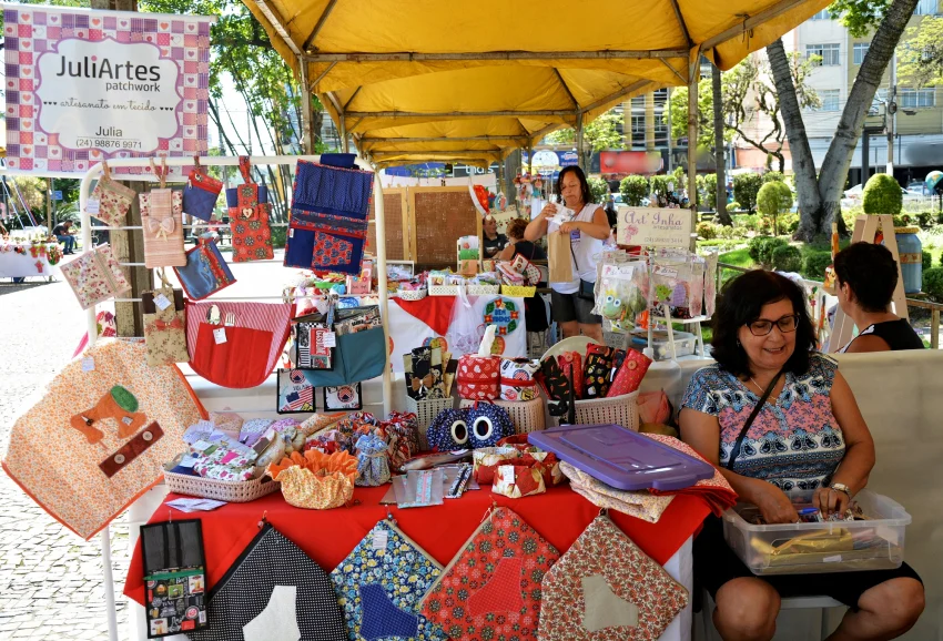 Feira de Artesanato Praça Sávio Gama - Volta Redonda