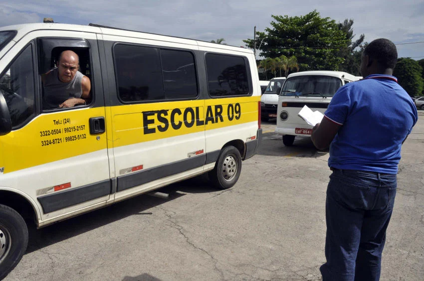 Barra Mansa intensifica fiscalização dos transportes escolares