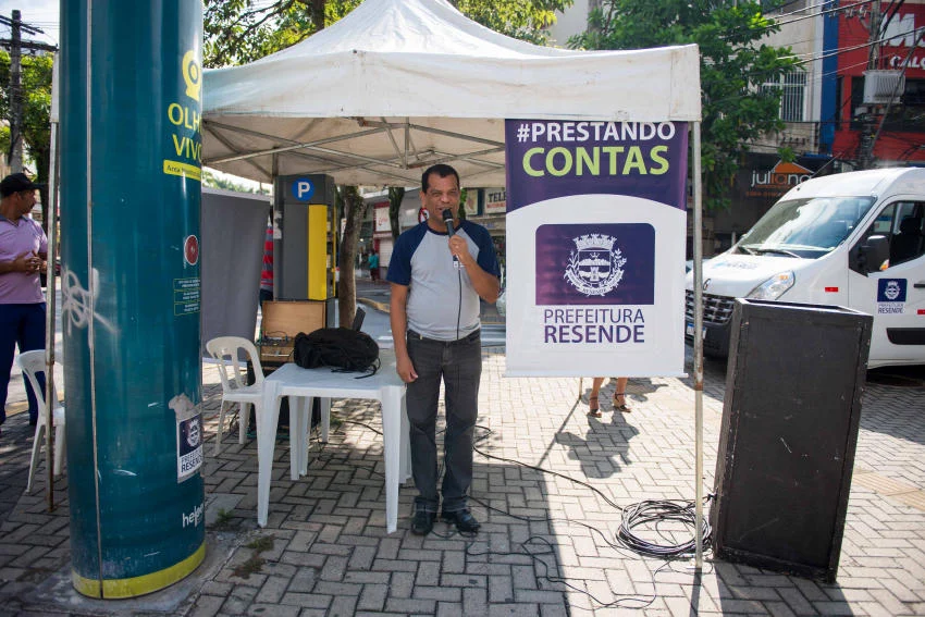 Prefeitura de Resende faz ação de prestação de contas no calçadão do Campos Elisios