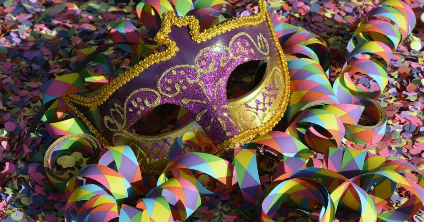 Concentração carnavalesca e desfiles nas ruas começa neste domingo, 10,  com LGBT Folia com apoio da Guarda Municipal e Polícia Militar