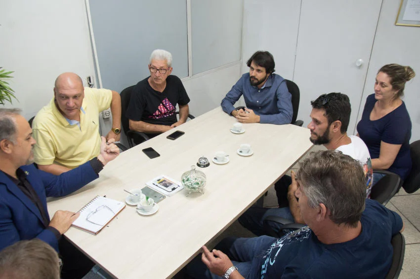 Prefeitura se reúne com Jeep Clube de Volta Redonda