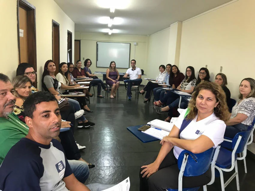 Reunião discute plano de ações do programa saúde na escola