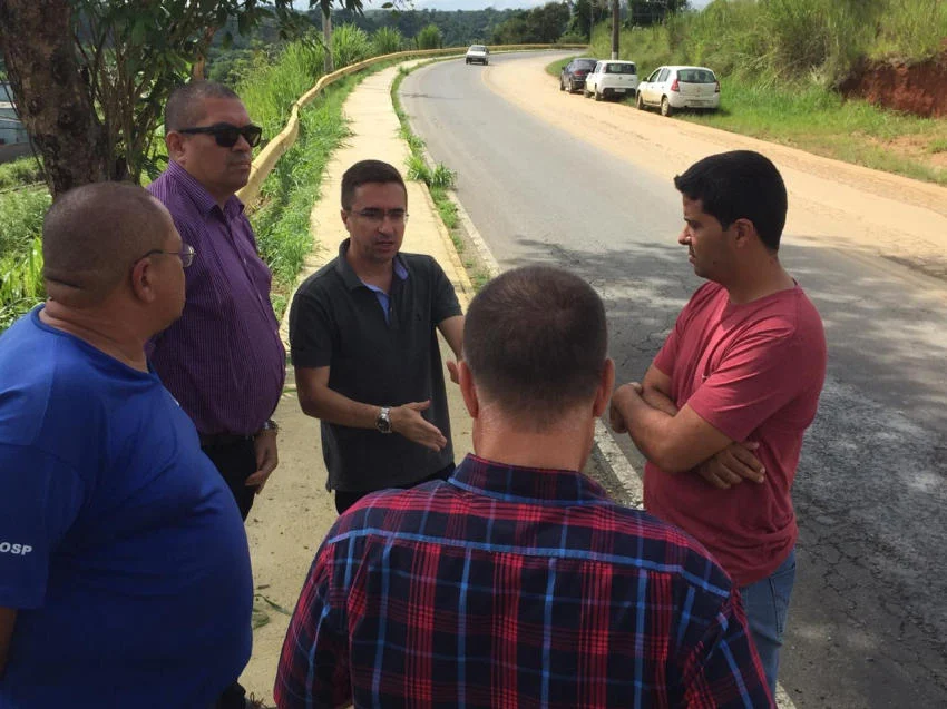 O prefeito falou ainda sobre o empenho para que os problemas do município possam ser sanados e mais obras possam realizadas.