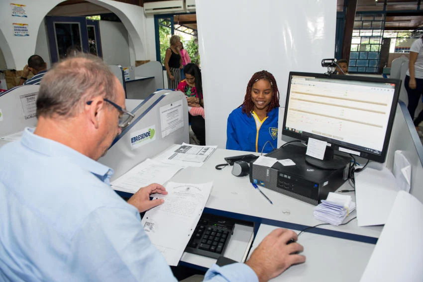 Parceria entre SINE e programa AABB Comunidade prepara adolescentes para o mercado de trabalho
