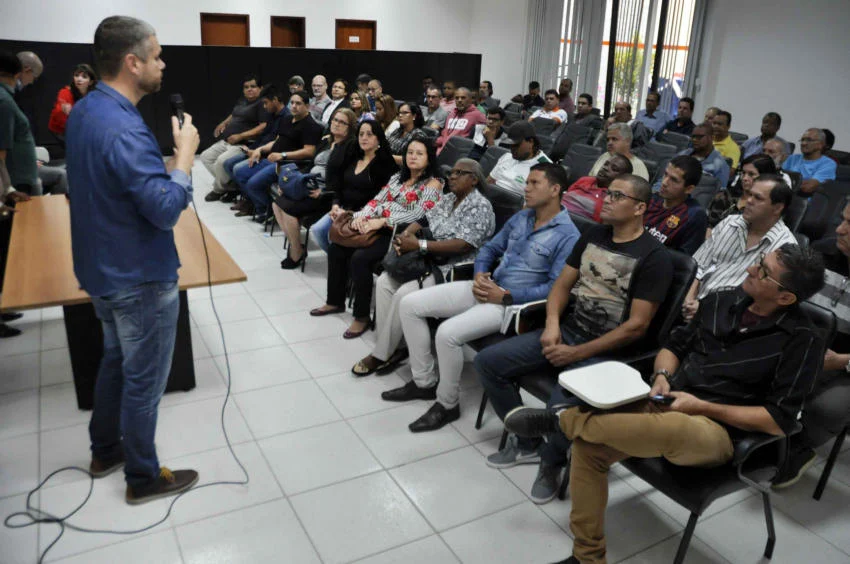 Presidentes de Associações de Moradores de Barra Mansa se reúnem com prefeito Rodrigo Drable