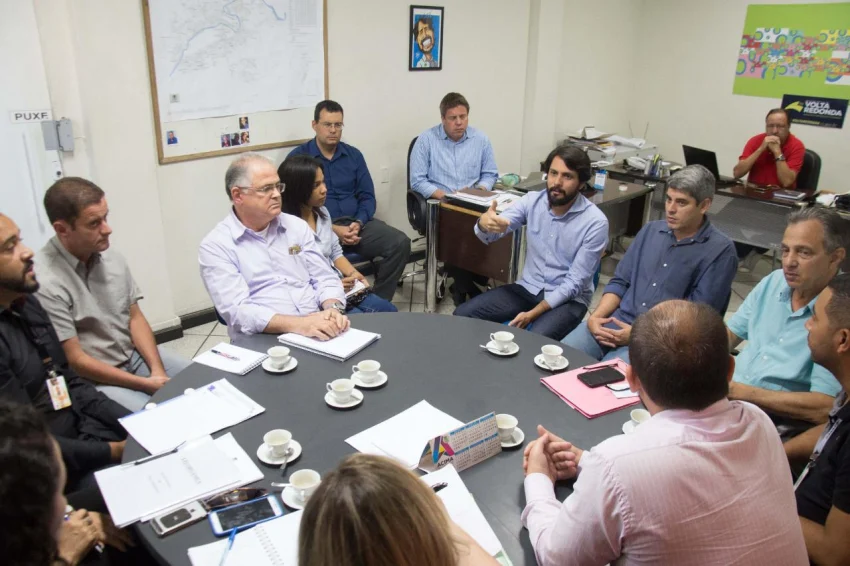 Samuca Silva propõe a criação de um mutirão de escritura fácil em Volta Redonda