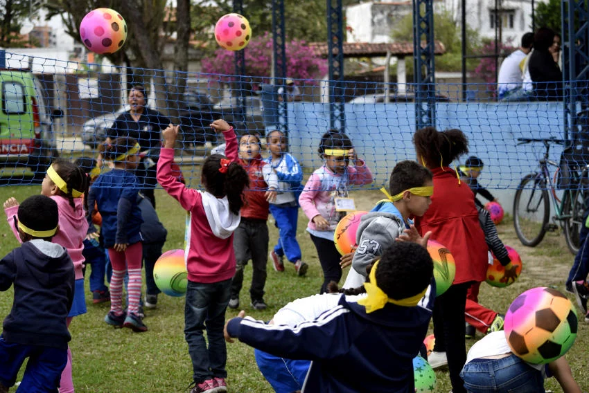 Projeto ‘Tempo de Brincar’ vai relembrar brincadeiras de infância para todas as idades