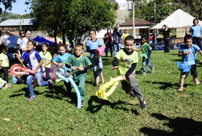 Projeto ‘Tempo de Brincar’ vai relembrar brincadeiras de infância para todas as idades