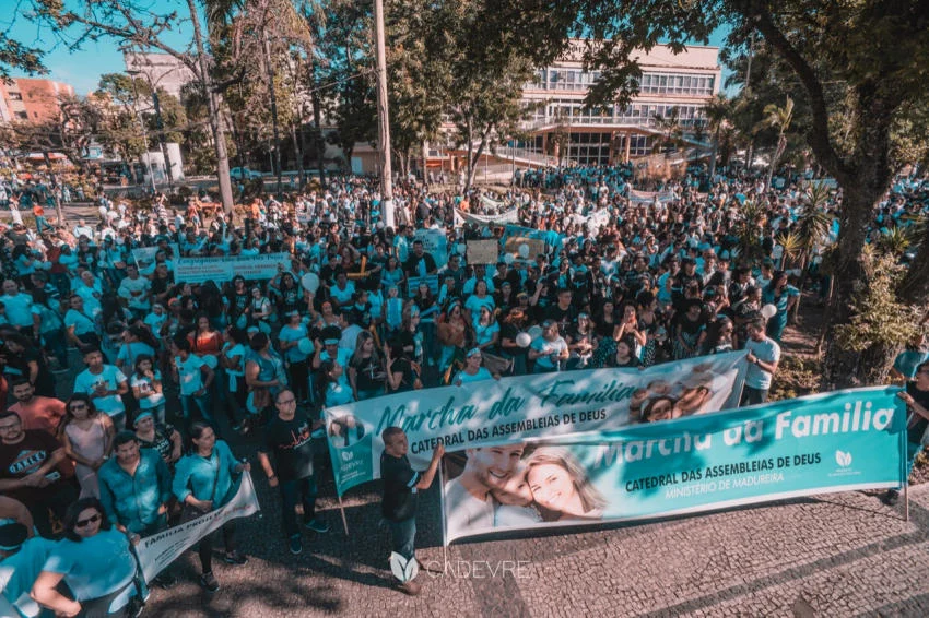 Marcha da Famlia Hugo Nascimento 2
