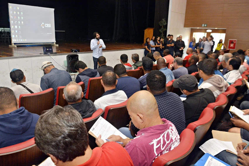 Contratados no Mutirão do Emprego de Volta Redonda iniciam integração