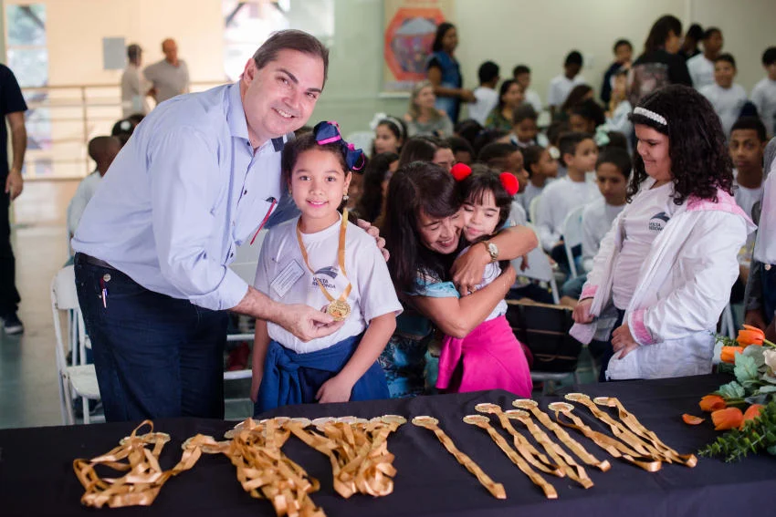 Projeto Volta Redonda Além do Aço premia três turmas vencedoras da gincana