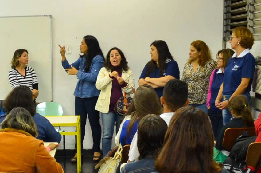 Curso Libras Divulgao PMR 2