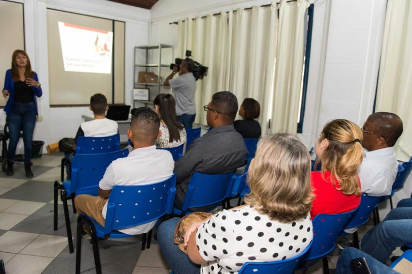 SINE Resende promove palestra sobre reinserção no mercado de trabalho