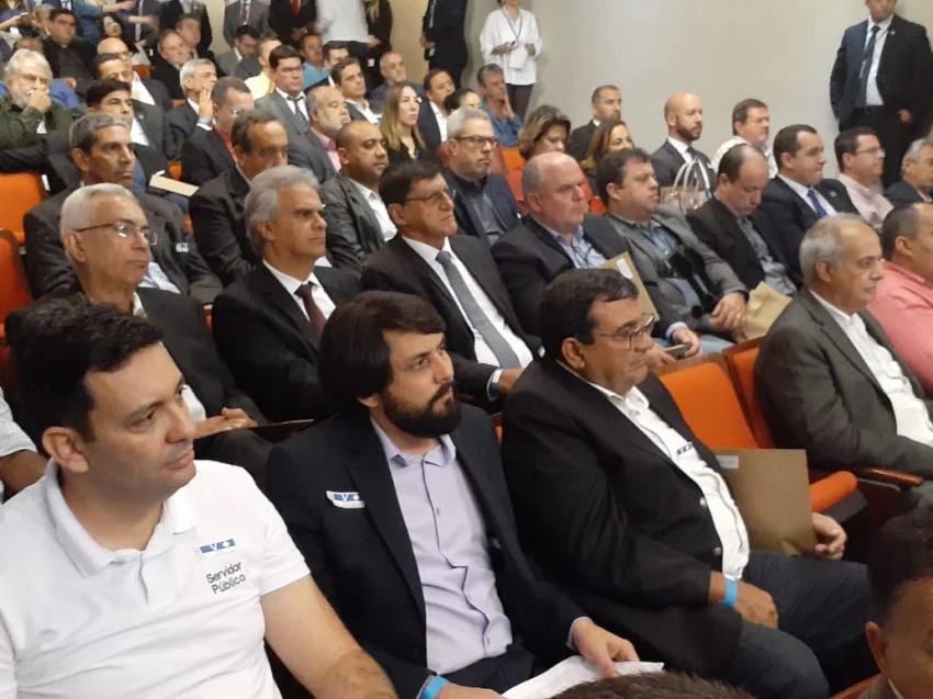 Samuca Silva participa de reunião com o governador Wilson Witzel