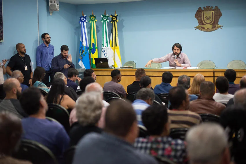 Samuca Silva se reúne com associações de moradores