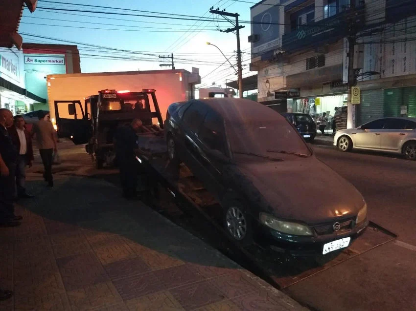 Guarda Municipal de Volta Redonda apreende motos, recupera veículo e  retira carros abandonados das ruas