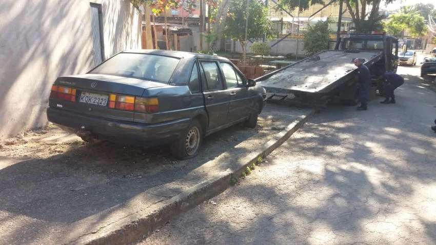Guarda Municipal de Volta Redonda apreende motos, recupera veículo e  retira carros abandonados das ruas