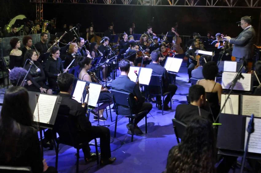 Orquestra Sinfônica de Barra Mansa recebe um verdadeiro mito do violino