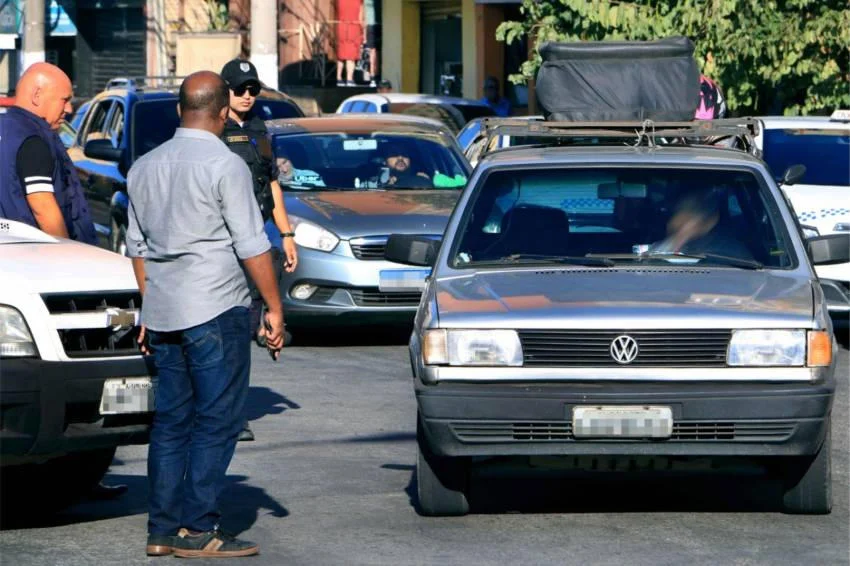 Posturas de Barra Mansa realiza fiscalização em carros de som