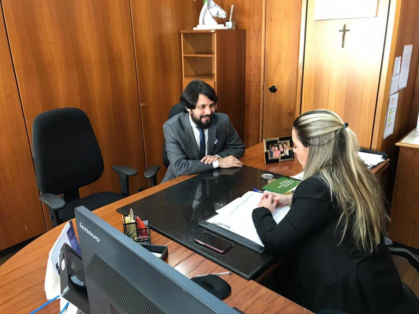 Samuca Silva busca recursos do Governo Federal em Brasília