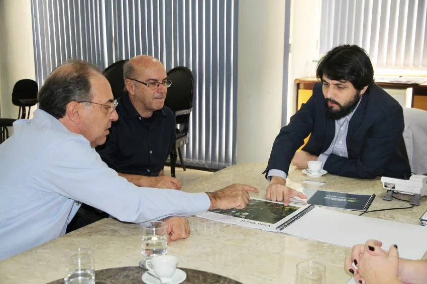 Empresários apresentam projeto de instalação de teleférico turístico em Volta Redonda