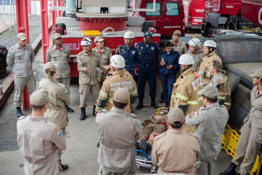 Guarda Municipal participa de curso de salvamento com 22º Grupamento de Bombeiros de Volta Redonda