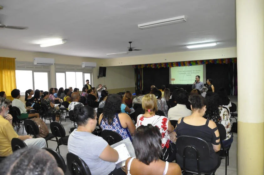 Curso gratuito de cuidador de idoso é iniciado atendendo 100 moradores de Pinheiral