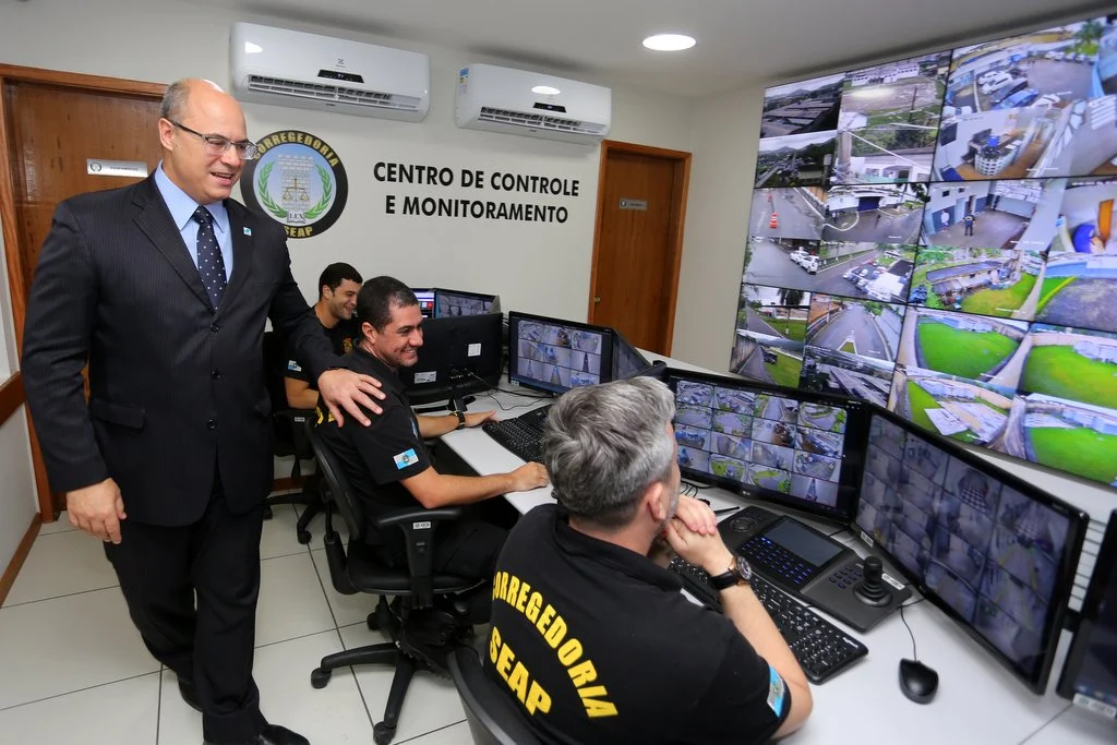 Governo do Estado inaugura centro de monitoramento do sistema prisional, em Gericinó