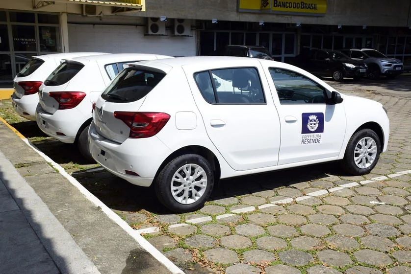 Resende recebe mais três veículos para reforçar atendimento social.
