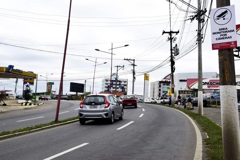 Novas câmeras vão ler placas e ajudar a identificar carros roubados em resende