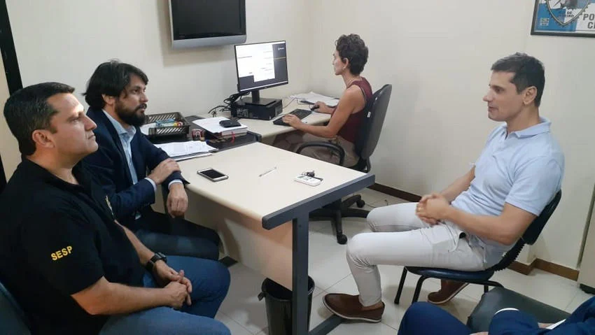 Polícia Civil investiga ataques e ameaças ao prefeito de Volta Redonda
