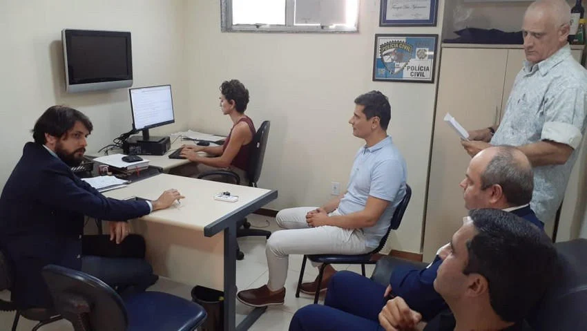 Polícia Civil investiga ataques e ameaças ao prefeito de Volta Redonda