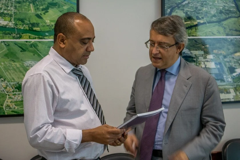 Município recebe visita de cônsul geral da Itália